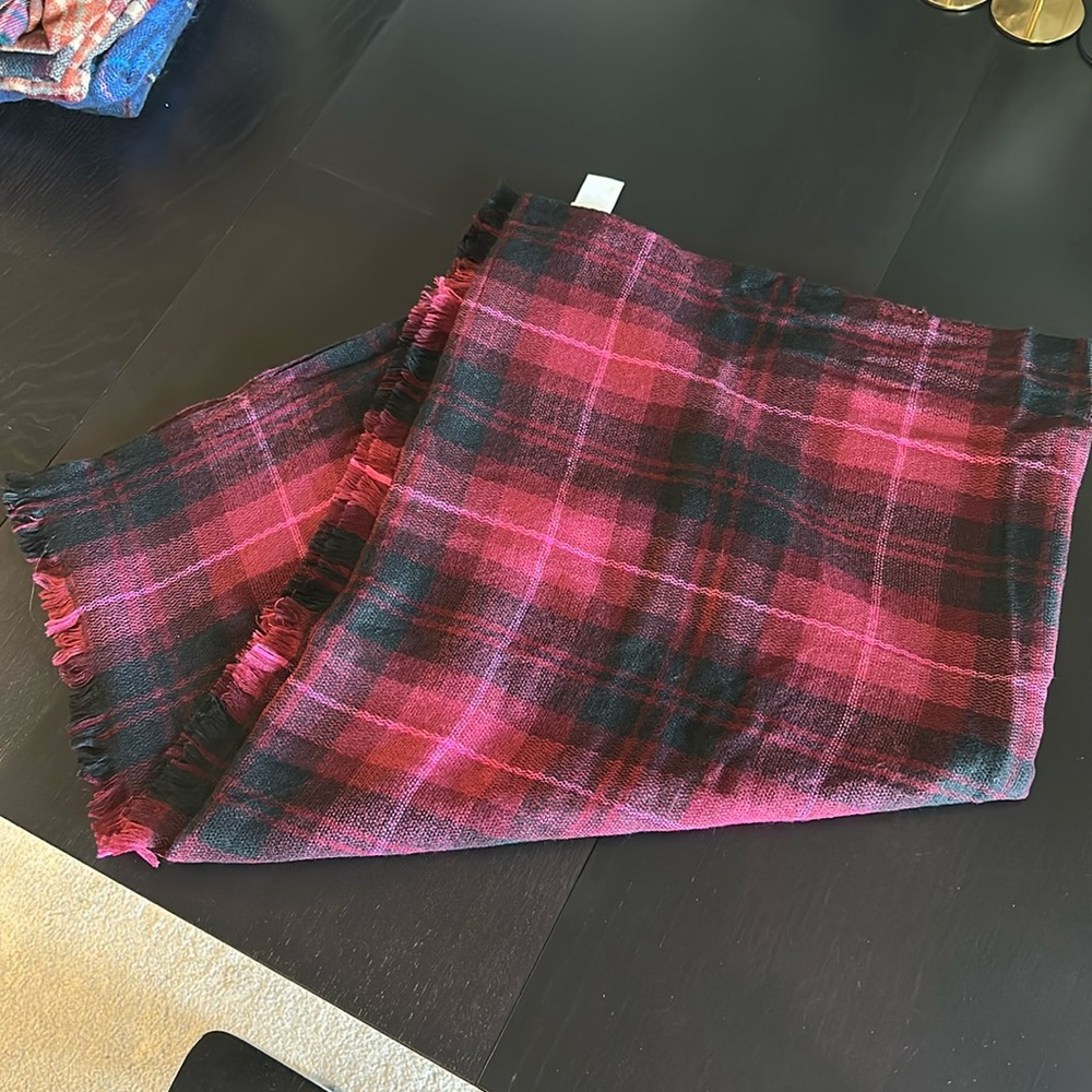 Banana republic plaid scarf